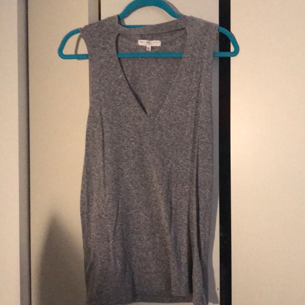 Grey cut out top